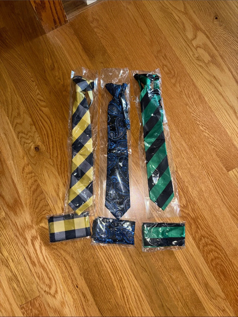 Boys Tie Set with Pocket Squares
